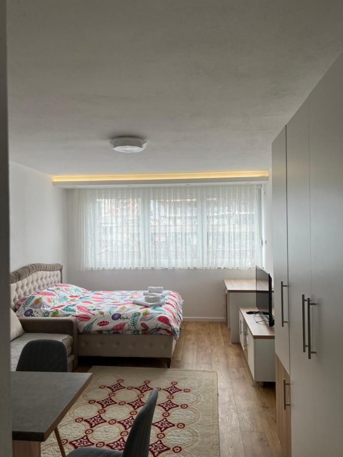 Apartmani Imperial Novi Pazar Exteriör bild