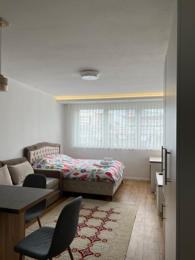 Apartmani Imperial Novi Pazar Exteriör bild
