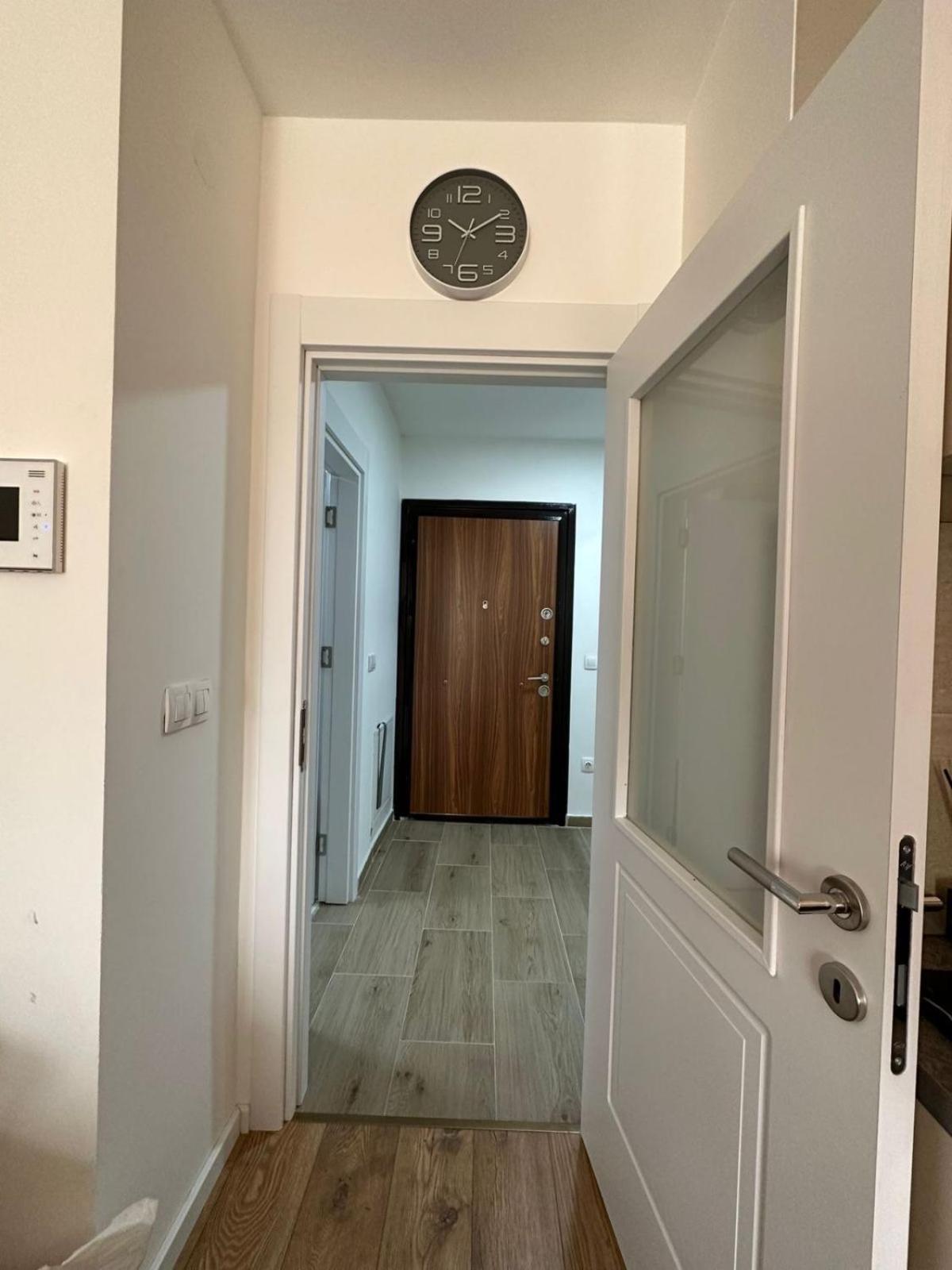 Apartmani Imperial Novi Pazar Exteriör bild